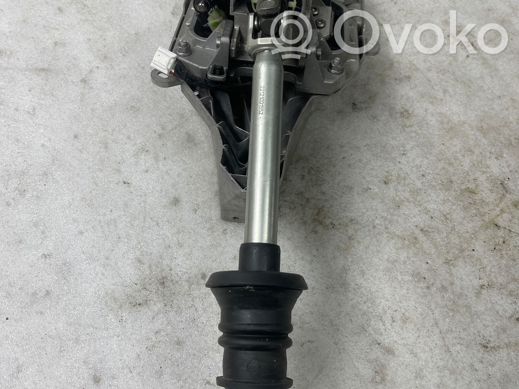Tesla Model Y Vairo rato ašis 
