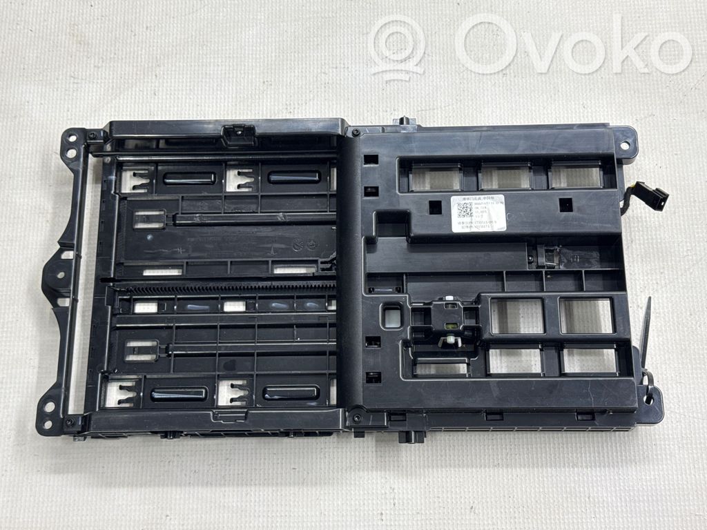 Tesla Model 3 Compartimiento/consola central del panel 