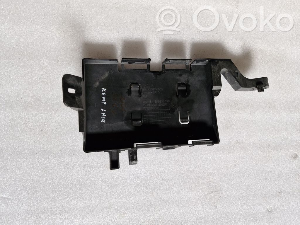 Buick Encore GX I Engine control unit holder 