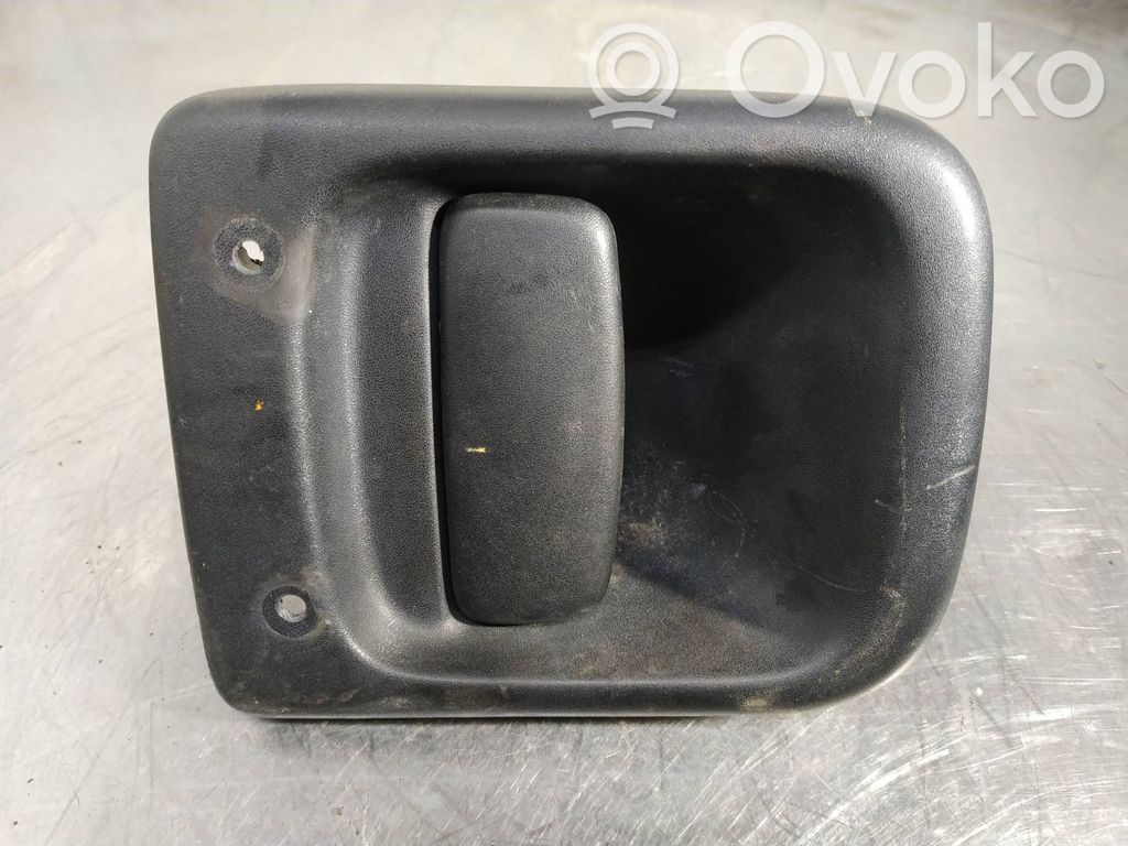 Manecilla externa puerta delantera