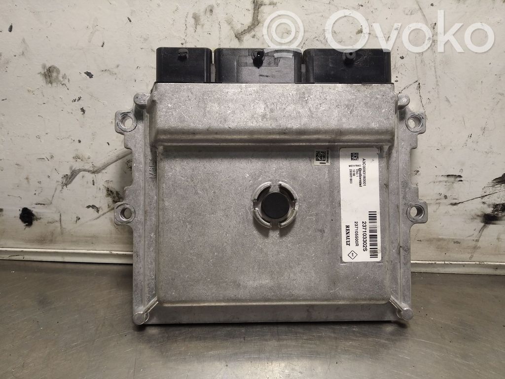 Dacia Sandero II Calculateur moteur ECU 