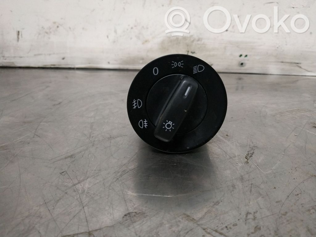 Interruptor de luz   5ND941431A