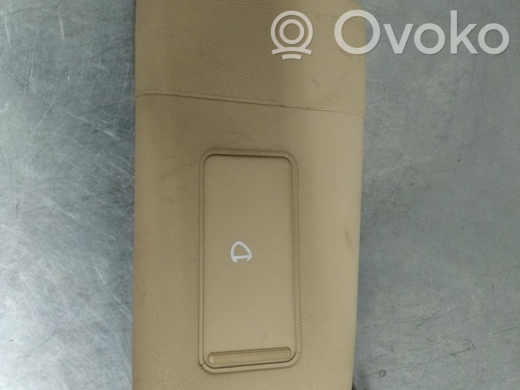 Sun visor