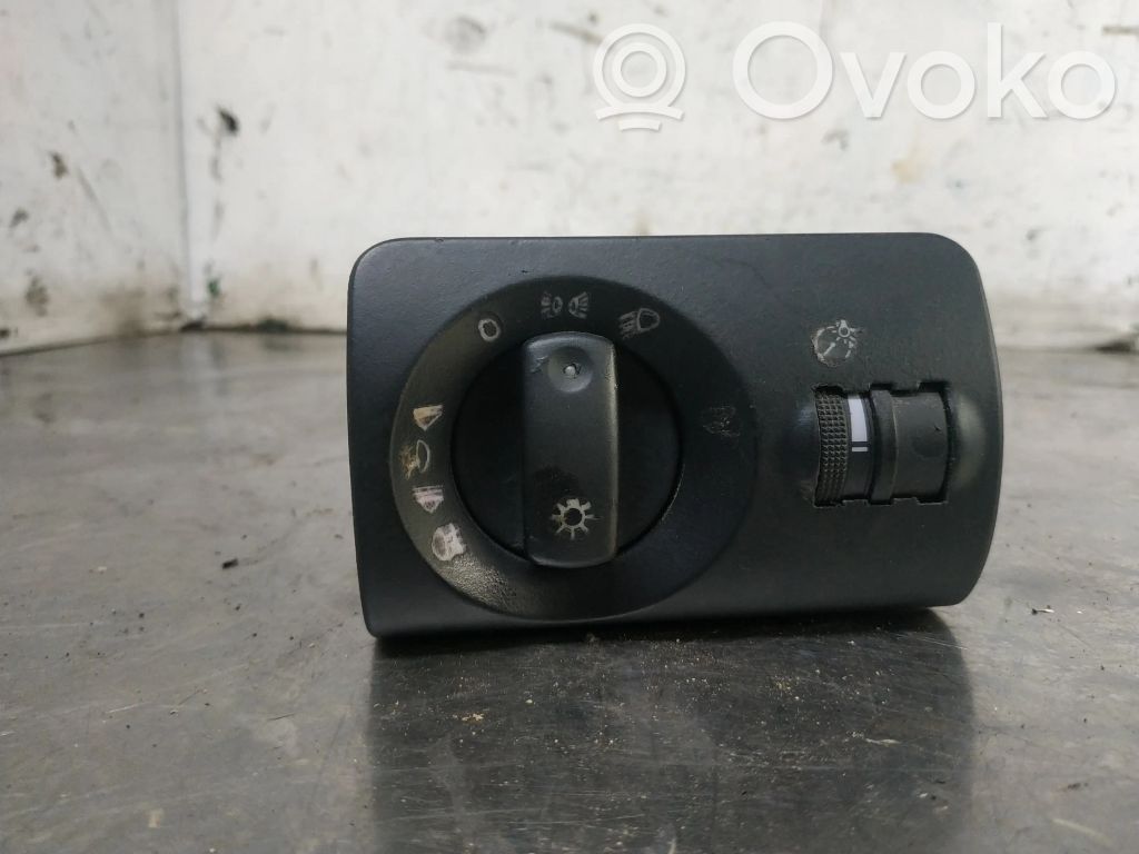 Interruptor de luz   4B1941531E