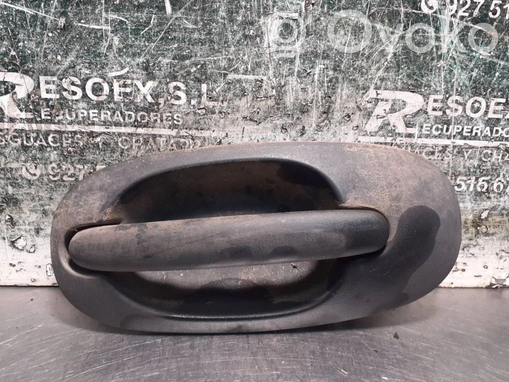 Manecilla externa puerta trasera   SR6736GR