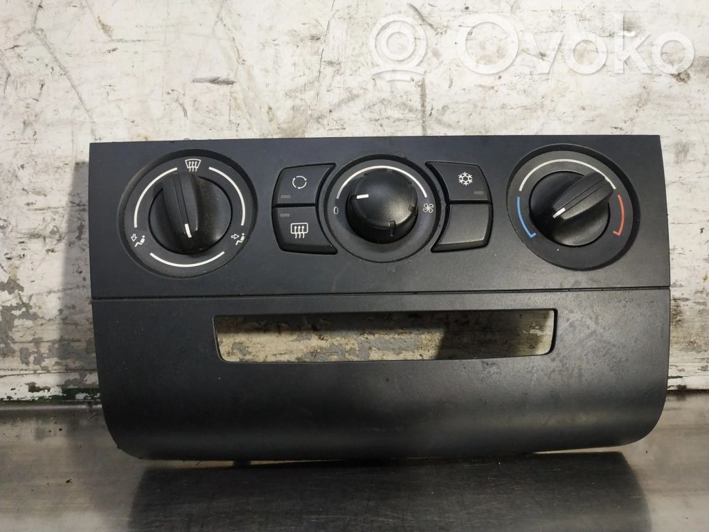 BMW 1 E81 E87 Climate control unit 
