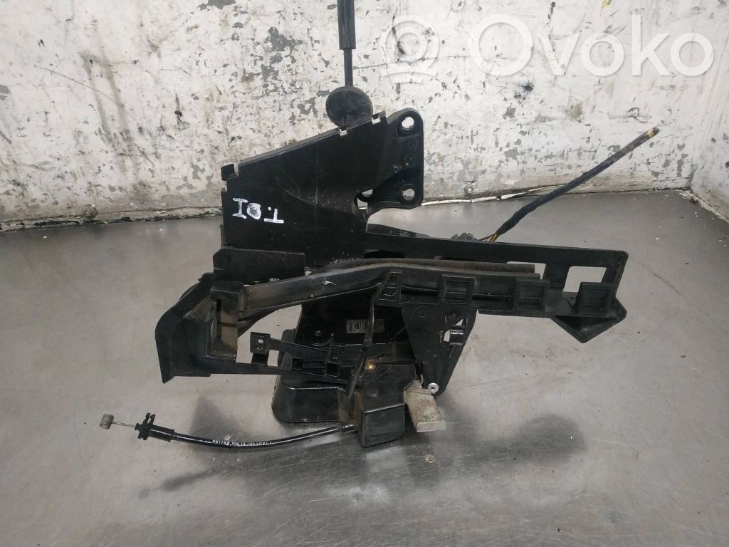 Rear door lock   240000008