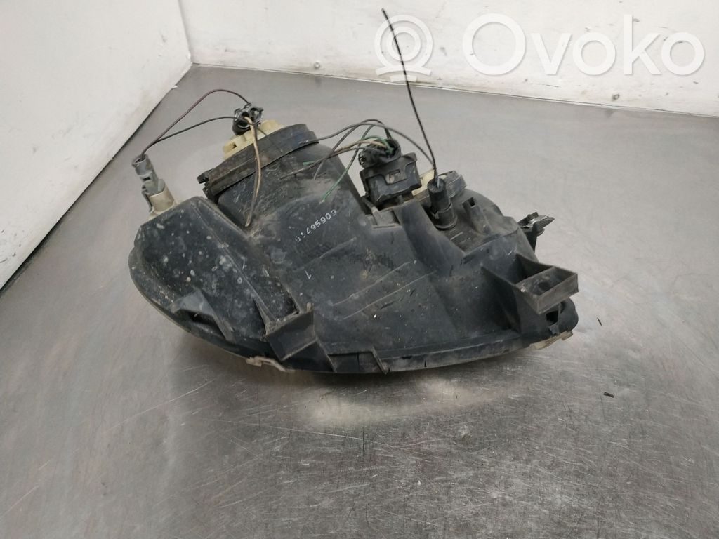 Renault Clio II Headlight/headlamp 