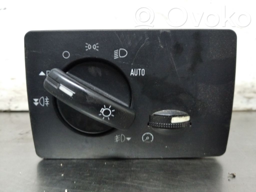 Ford Focus Light switch 