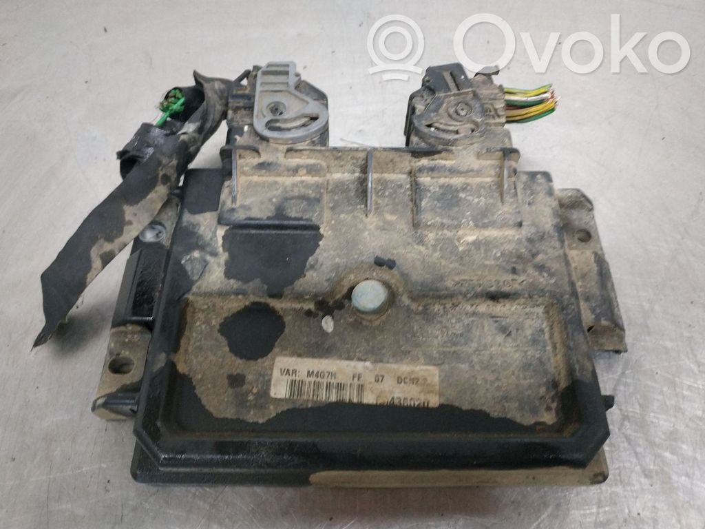 Peugeot Partner Engine control unit/module 