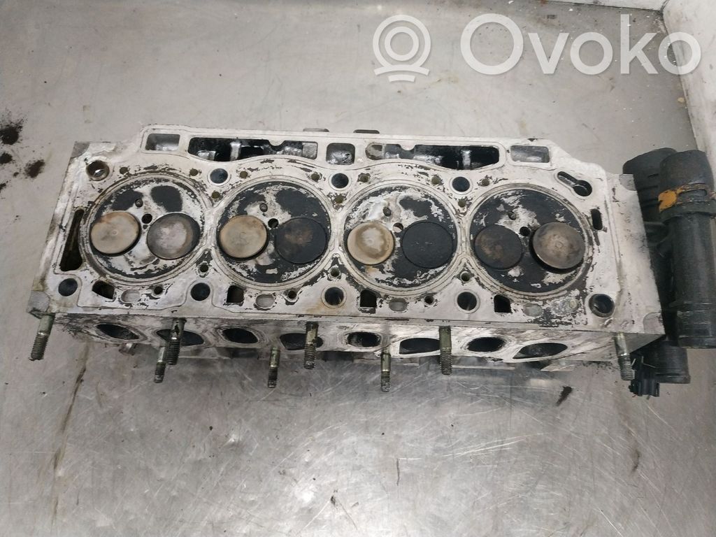 Renault Megane II Engine head 