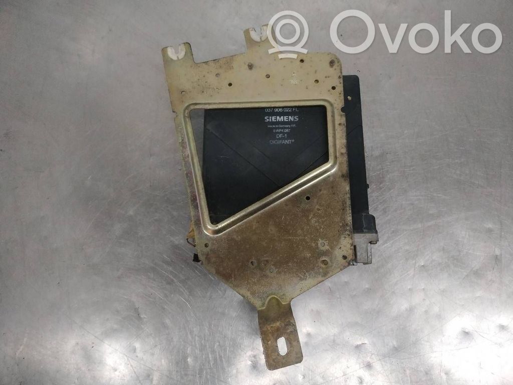 Engine control unit/module   037906022FL