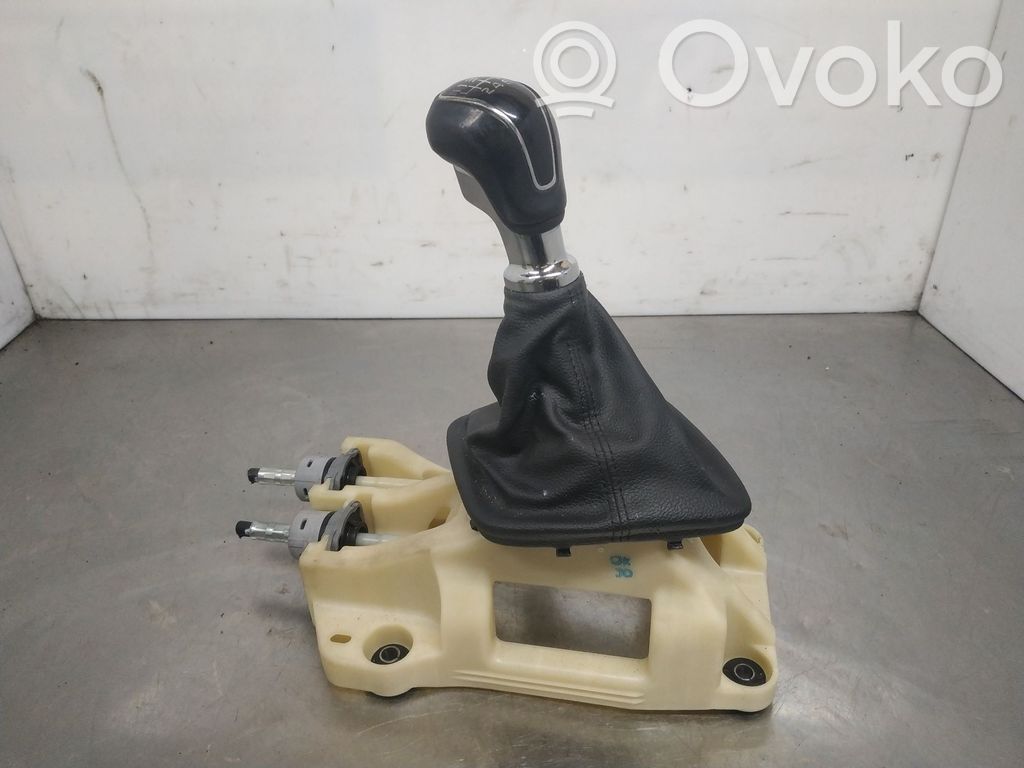 KIA Ceed Gear shifter/selector 