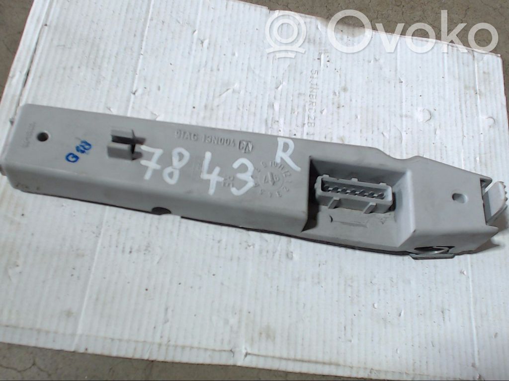 Mazda 323 Takavalot 
