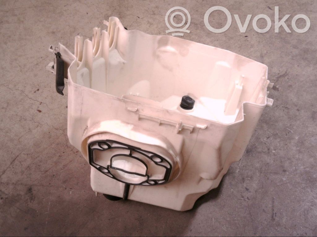 BMW 1 E81 E87 Releen moduulikiinnike 