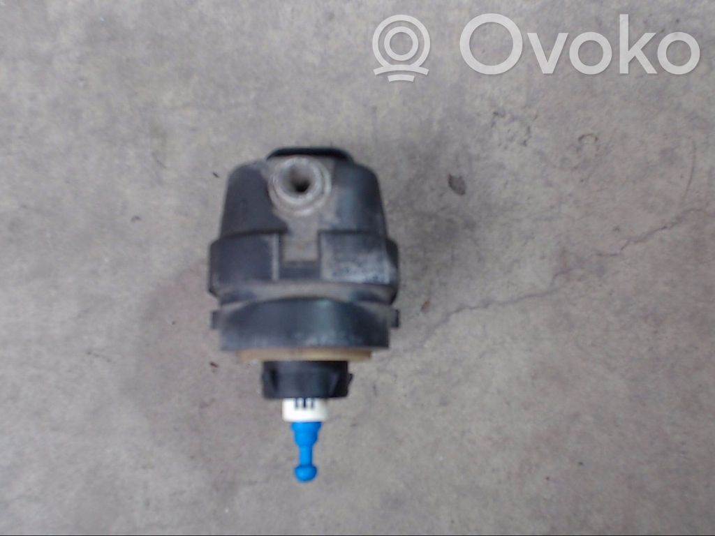 Opel Vivaro Scheinwerferstellmotor 