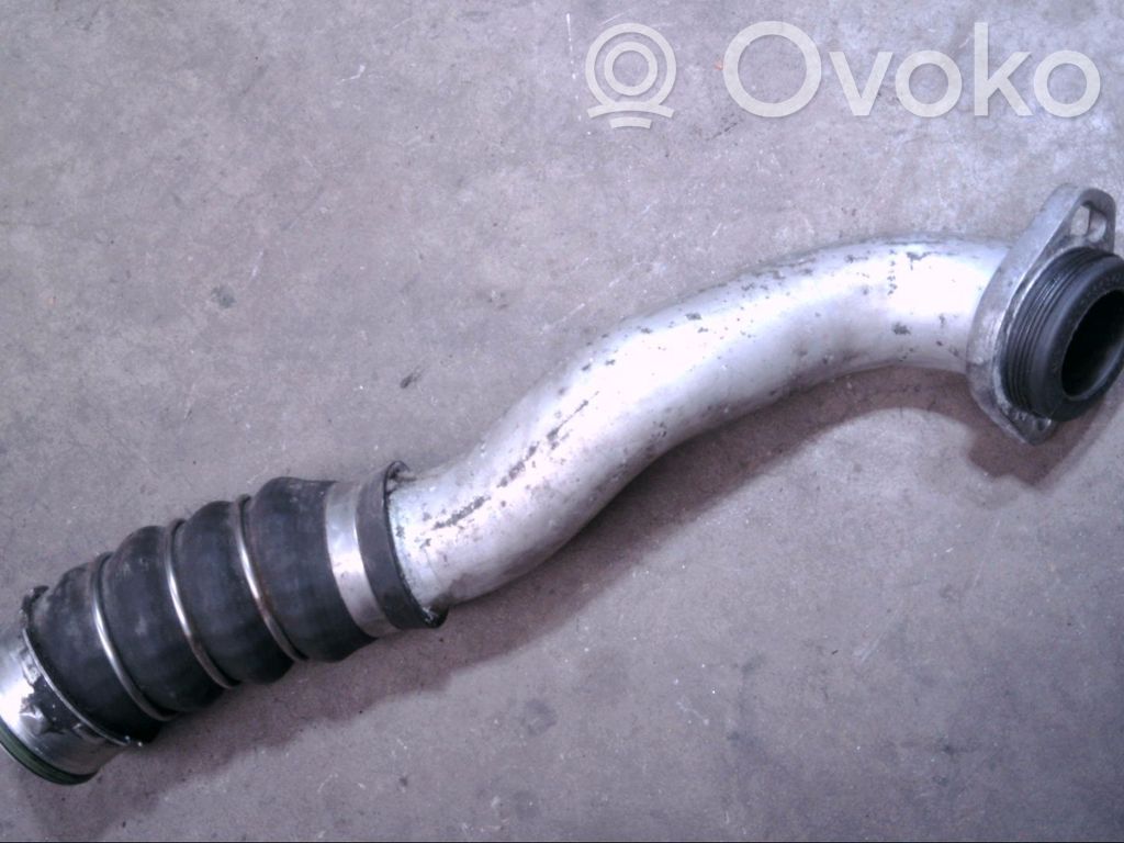 Intercooler hose/pipe