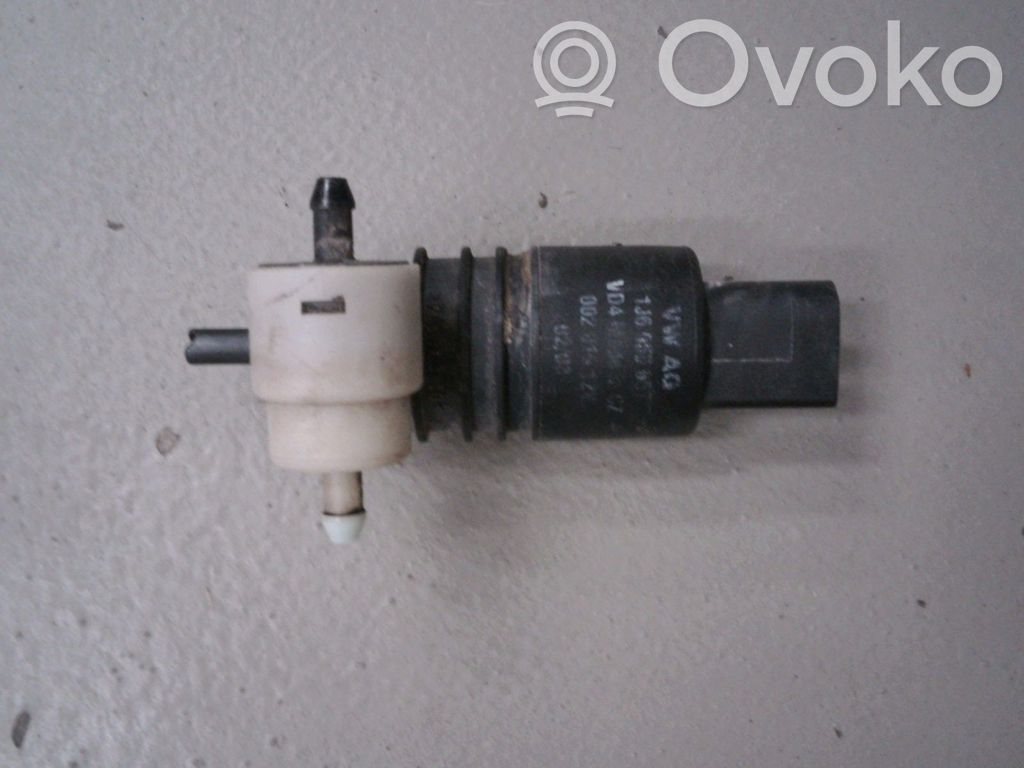 Ford Galaxy Windscreen/windshield washer pump 