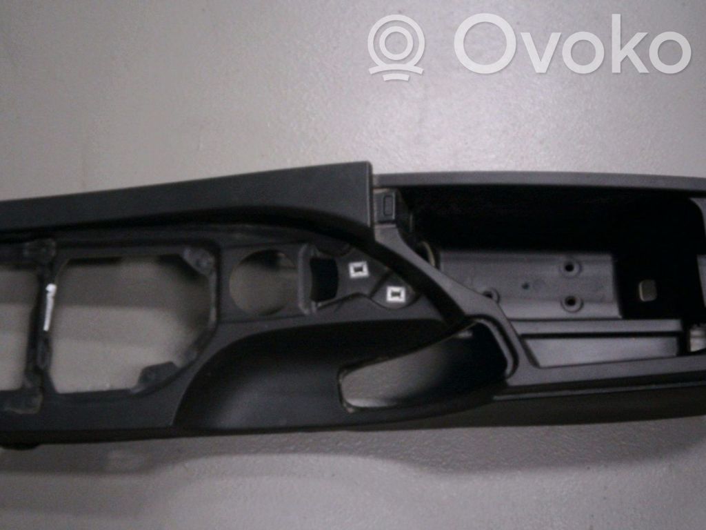 BMW 5 E60 E61 Centrinė konsolė 