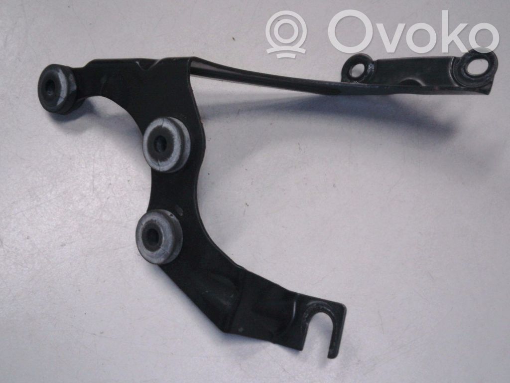 Ford Focus ABS pump bracket 