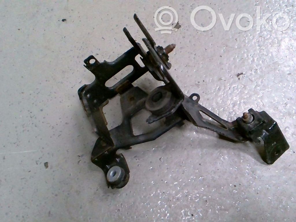Opel Astra H ABS pump bracket 