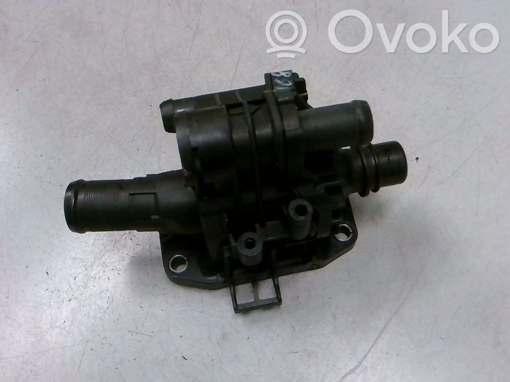 Ford Focus Termostats / termostata korpuss 