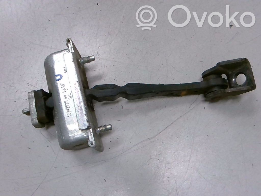 Opel Corsa D Etuoven pidätin 