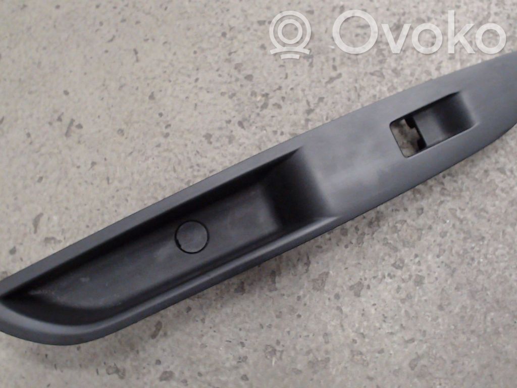 Opel Mokka X Other rear door trim element 