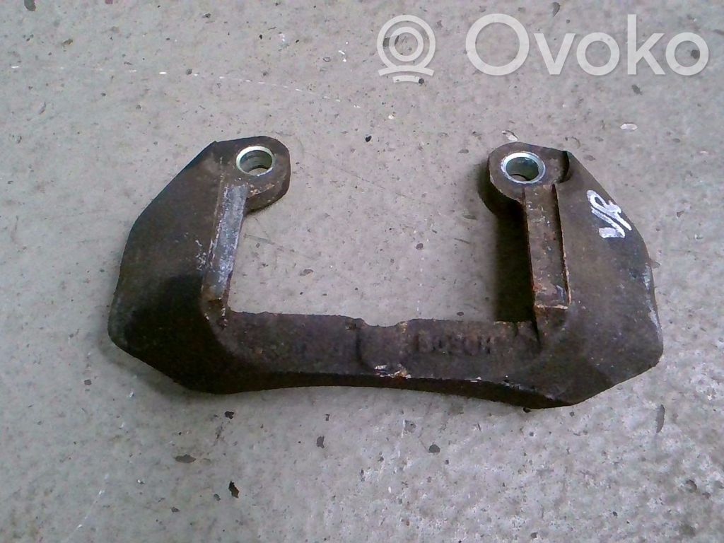 Peugeot 205 Zacisk hamulcowy przedni 