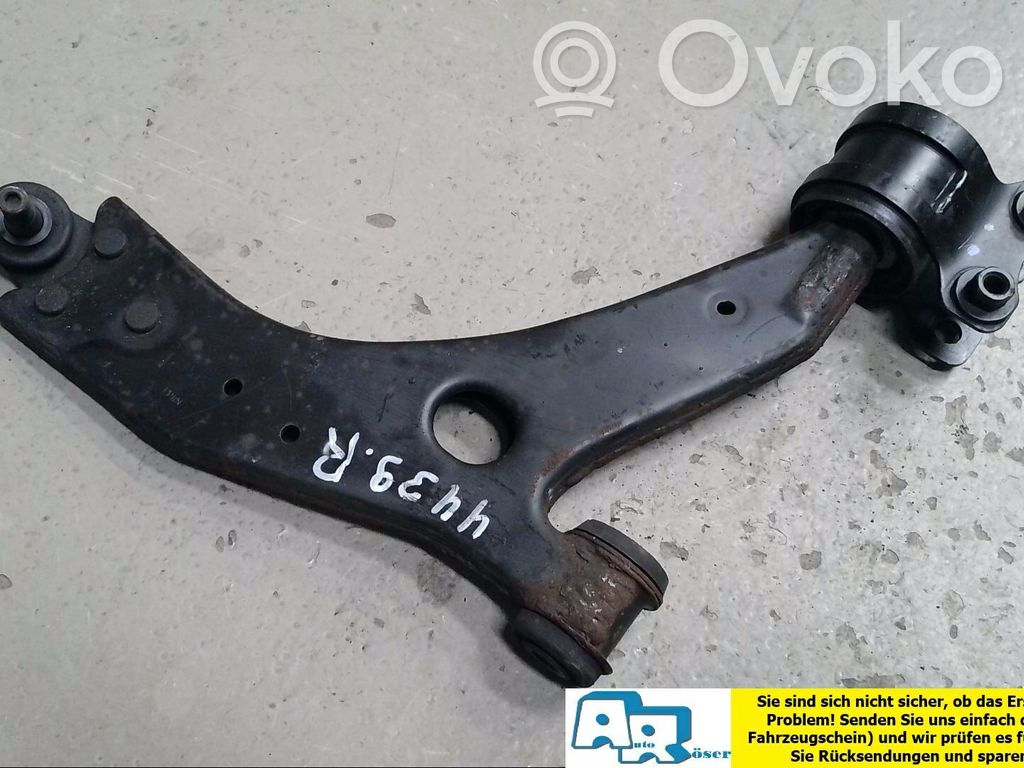 Volvo V50 Dolny wahacz przedni 