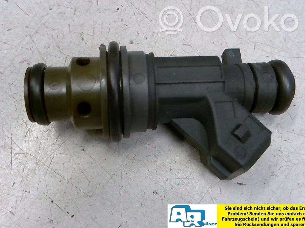 Opel Corsa B Inyector de combustible 