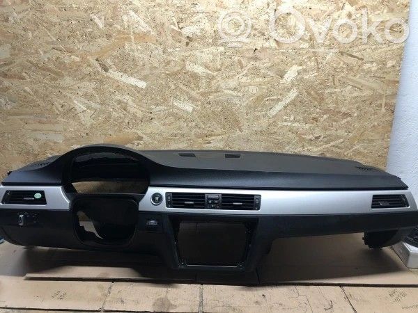 Dashboard   7155768,12880