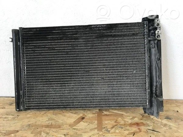 BMW 1 E81 E87 Gaisa kondicioniera dzeses radiators 