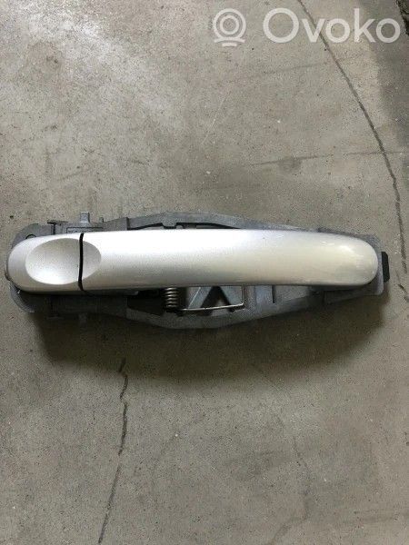 Volkswagen Touran I Внешняя ручка 
