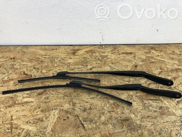 BMW 5 F10 F11 Ramię wycieraczki szyby przedniej / czołowej 