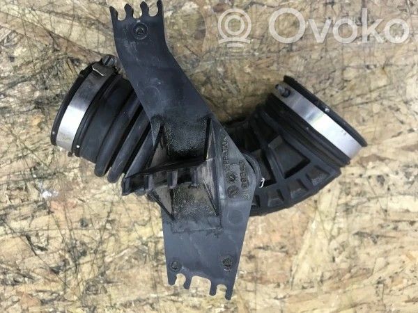 Nissan Navara D40 Schlauch / Leitung Ladeluftkühler 