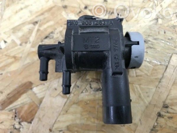 Audi A4 S4 B8 8K Turbo solenoid valve 