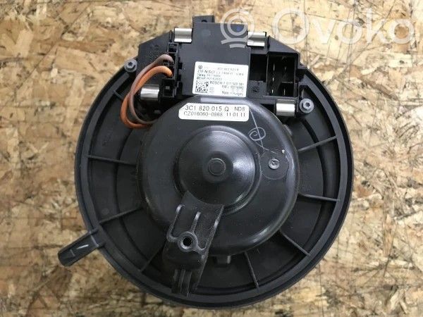 Volkswagen PASSAT B7 Ventilator aerotermă 