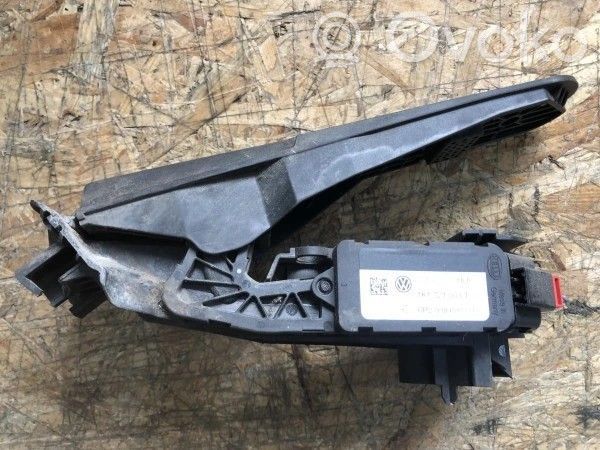 Volkswagen Golf VI Accelerator throttle pedal 