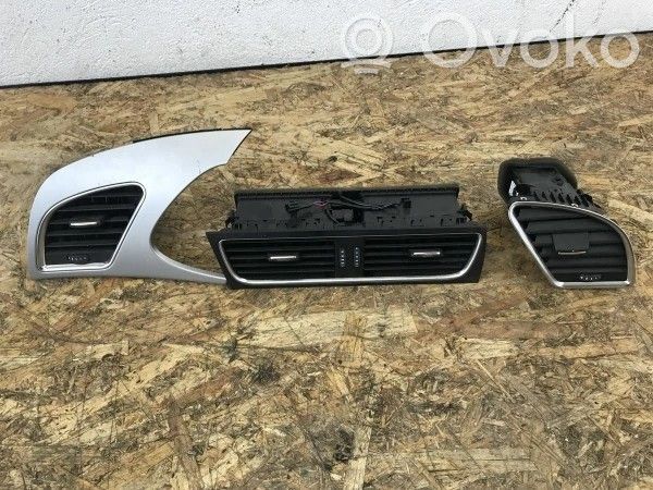 Audi A5 Sportback 8TA Grilă ventilație centrală 