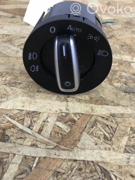 Volkswagen PASSAT CC Interruptor de luz 
