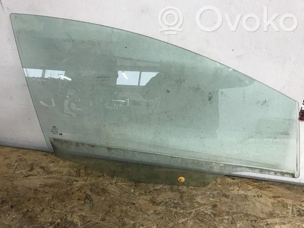 Ford Fiesta Vetro del finestrino della portiera anteriore - quattro porte 