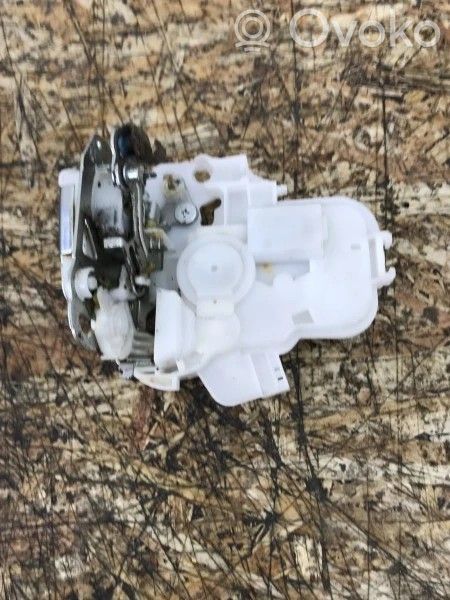 Subaru Outback Rear door lock 