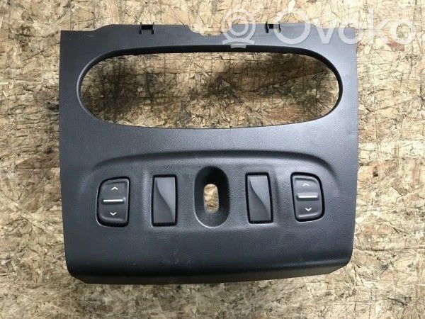 Dacia Sandero Otros interruptores/perillas/selectores 