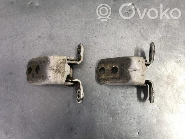 Nissan Navara D40 Front door upper hinge 
