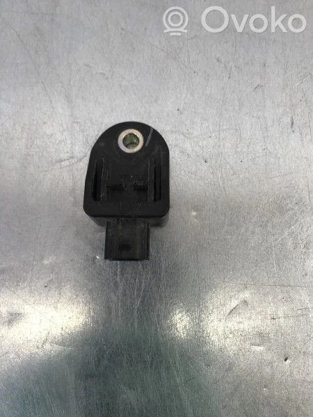 Lexus CT 200H Airbagsensor Crashsensor Drucksensor 
