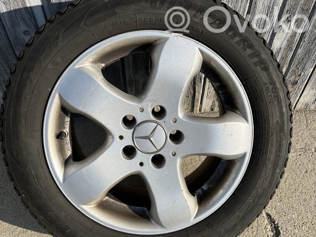 Mercedes-Benz E W212 R16 alloy rim 