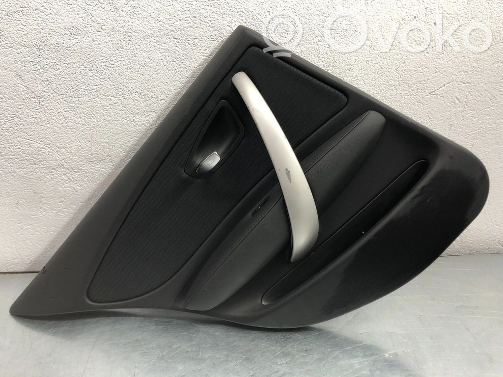 BMW 1 E81 E87 Apšuvums aizmugurējām durvīm 