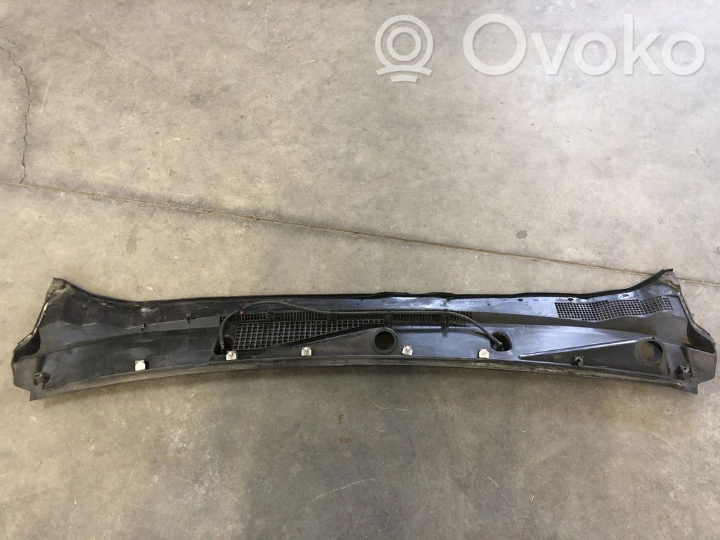 Nissan Navara D40 Wiper trim 