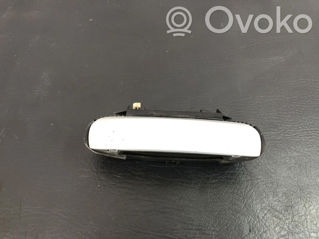 Klamka zewnętrzna drzwi   4B0839886,215719